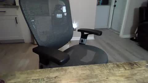 tommyreno6969 online show from February 26, 8:48 am