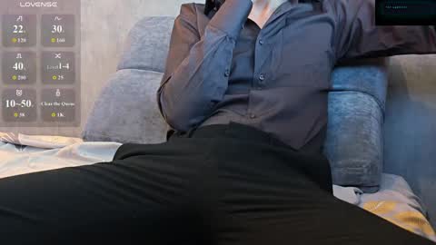 Snapshot of tommyshe1by chatting on May 4, 12:45 pm tommyshe1by online show from May 4, 12:45 pm