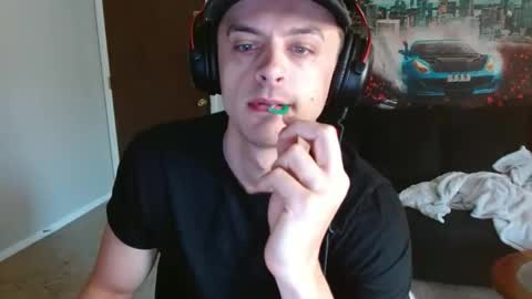 Tommy Strokes online show from April 9, 2:44 pm