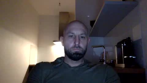 Thomas Fit online show from December 25, 3:28 pm