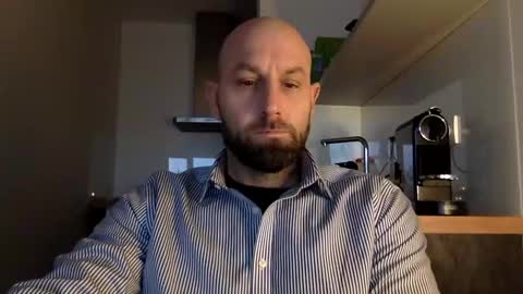 Thomas Fit online show from January 1, 7:41 am