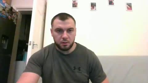 tommyy19901 online show from December 14, 6:20 pm