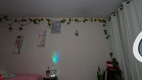 leyla  online show from February 24, 7:06 am