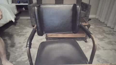 Snapshot of tomtally6996 chatting on February 12, 2:28 am tomtally6996 online show from February 12, 2:28 am