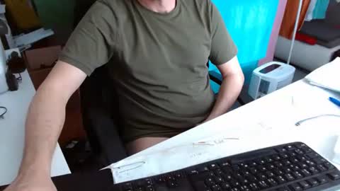 Tom online show from February 13, 11:28 am