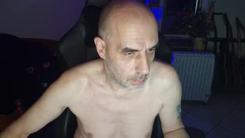 toninspektor online show from October 2, 6:15 pm