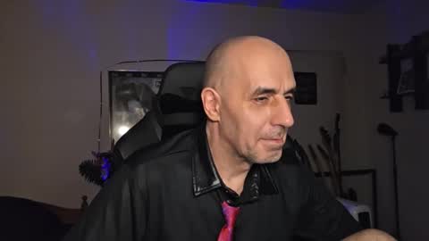 toninspektor online show from December 2, 12:05 am