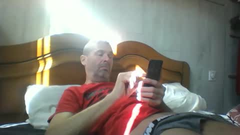 Snapshot of tonio1972 chatting on October 17, 10:40 am tonio1972 online show from October 17, 10:40 am