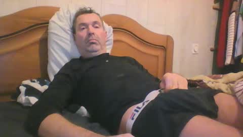 Snapshot of tonio1972 chatting on October 20, 6:03 am tonio1972 online show from October 20, 6:03 am