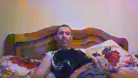 Snapshot of tonio1972 chatting on May 27, 12:35 pm tonio1972 online show from May 27, 12:35 pm
