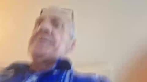 Snapshot of tony2145659365464 chatting on October 19, 5:35 pm tony2145659365464 online show from October 19, 5:35 pm