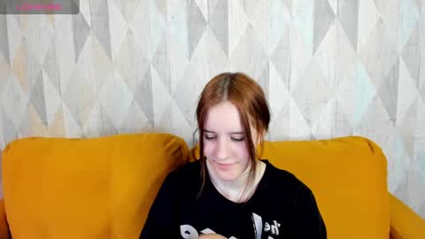 Snapshot of tonya_gray chatting on February 19, 4:55 am tonya_gray online show from February 19, 4:55 am