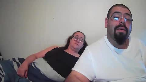 Snapshot of tonyandmichele1977 chatting on January 18, 5:31 am tony and michele online show from January 18, 5:31 am