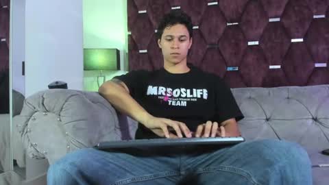 Snapshot of tonybenedetti chatting on July 7, 9:08 pm Tony Benedetti online show from July 7, 9:08 pm