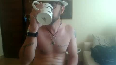 Snapshot of tonydalian chatting on June 2, 1:24 pm TonyDalianys online show from June 2, 1:24 pm