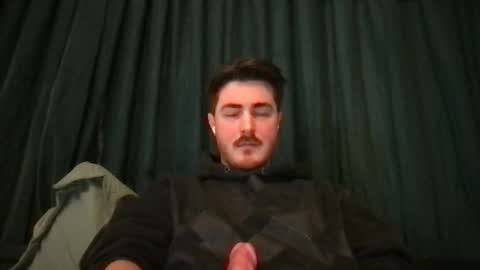 Snapshot of tonydigitt chatting on December 2, 9:43 pm tonyd online show from December 2, 9:43 pm