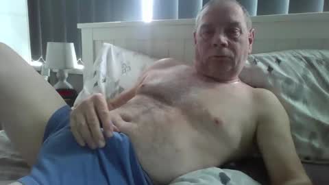 tonygib1962 online show from April 18, 11:25 am