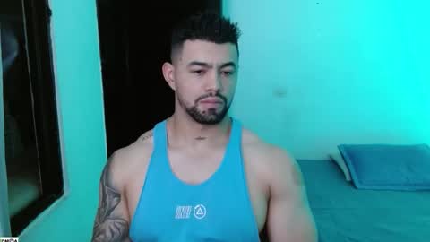 Snapshot of tonyking21 chatting on November 10, 10:31 pm ANTONY online show from November 10, 10:31 pm