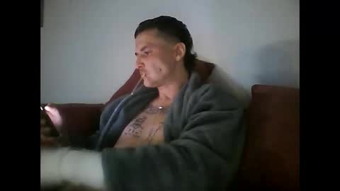 tonystrawberry online show from March 1, 4:25 am