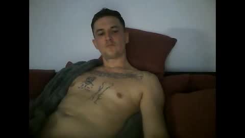 tonystrawberry online show from March 13, 11:33 pm