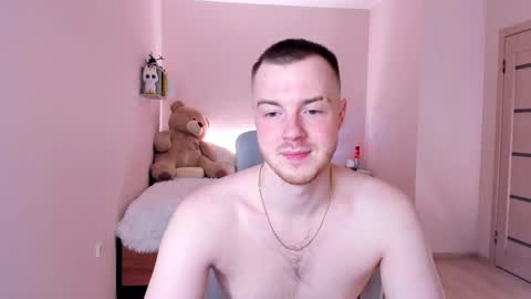 Snapshot of toohornyserj chatting on January 6, 10:58 pm toohornyserj online show from January 6, 10:58 pm