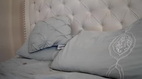 toomuchsmoke online show from November 25, 4:45 am