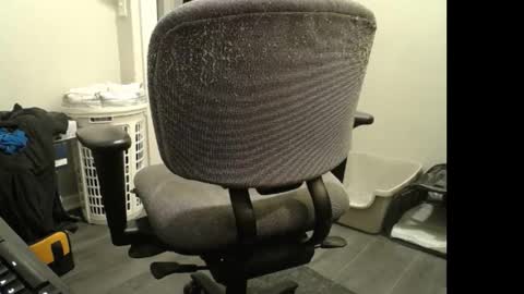 Snapshot of tooobvious chatting on January 6, 11:09 pm tooobvious online show from January 6, 11:09 pm