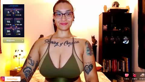 toothyy online show from January 30, 1:11 am