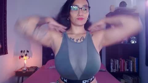 toothyy online show from February 2, 12:46 pm