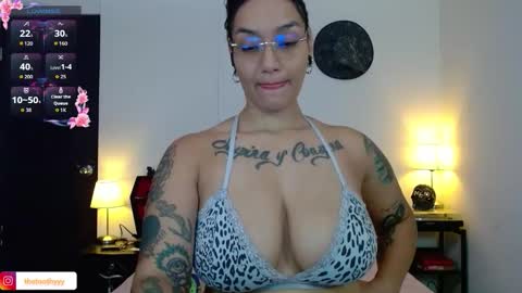 toothyy online show from September 24, 12:19 pm