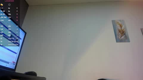 Snapshot of toower_ chatting on February 26, 3:05 am T O W E R online show from February 26, 3:05 am