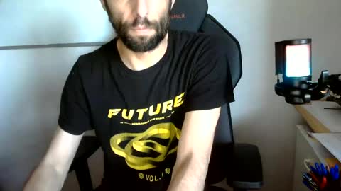 Snapshot of topg84 chatting on June 25, 4:00 pm Topg84 online show from June 25, 4:00 pm
