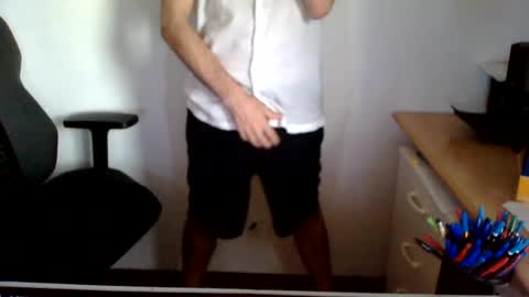 Snapshot of topg84 chatting on August 3, 4:44 pm Topg84 online show from August 3, 4:44 pm