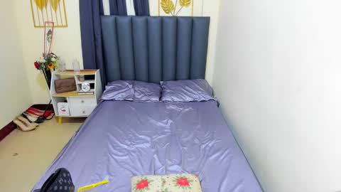 toptranshannah online show from February 27, 4:40 pm