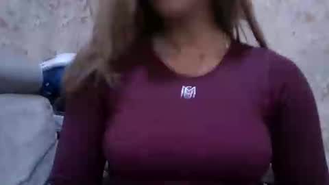 Red online show from November 15, 5:42 pm