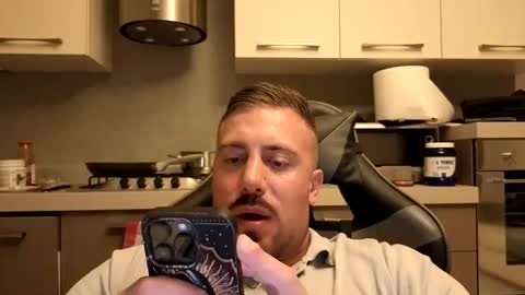 toro_arrapato online show from May 1, 8:57 pm
