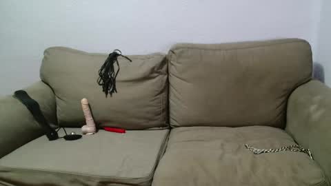 torturemaster online show from April 25, 10:18 am