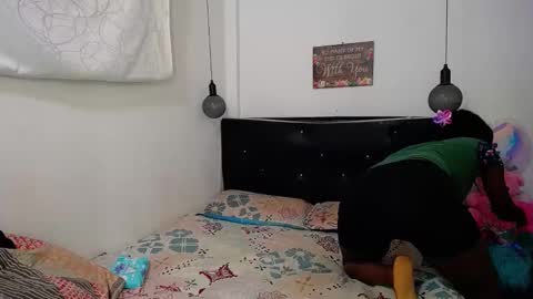 Snapshot of tory_montannaxx chatting on March 11, 10:40 am tory_montannaxx online show from March 11, 10:40 am