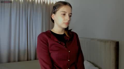 Snapshot of toshacress chatting on February 9, 4:49 am Kate online show from February 9, 4:49 am