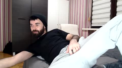 totti online show from February 25, 8:19 pm