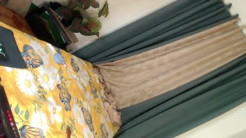 Snapshot of touch_my_body_daddy chatting on March 9, 8:18 am touch_my_body_daddy online show from March 9, 8:18 am