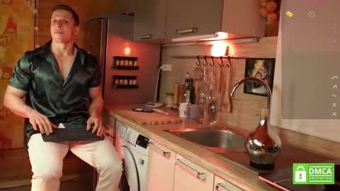 Snapshot of touch_of_eros chatting on November 28, 4:04 am Paul online show from November 28, 4:04 am