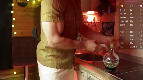 Snapshot of touch_of_eros chatting on March 24, 4:39 am Paul online show from March 24, 4:39 am