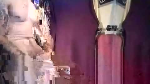 Snapshot of touchofclass90 chatting on January 10, 8:48 pm touchofclass90 online show from January 10, 8:48 pm