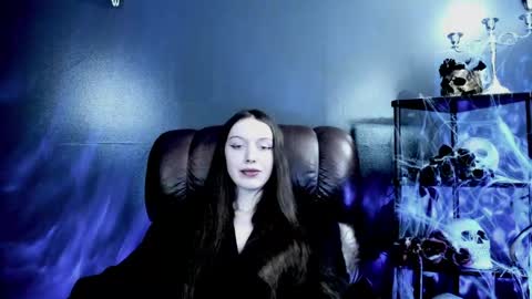 toxicdomme online show from April 13, 5:40 pm