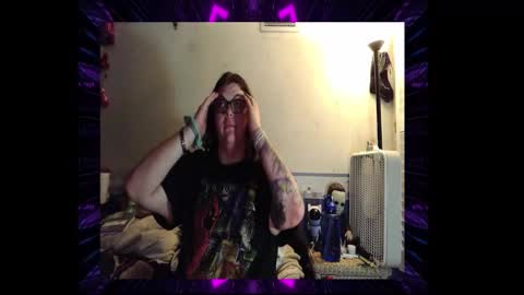 Toxiclove1311 online show from October 9, 11:25 pm