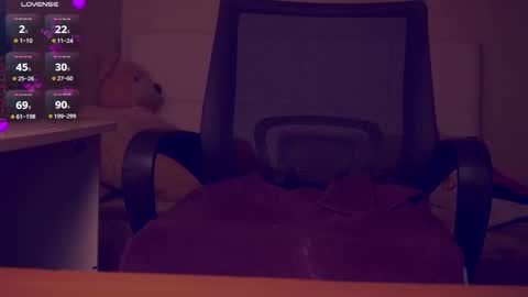 toxiquenude online show from March 22, 10:18 am