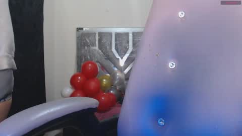 toxca69 online show from May 26, 7:37 am