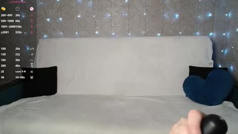 Snapshot of toymeneger chatting on March 1, 5:31 am toymeneger online show from March 1, 5:31 am