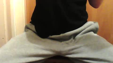 trackielad online show from December 4, 7:34 pm